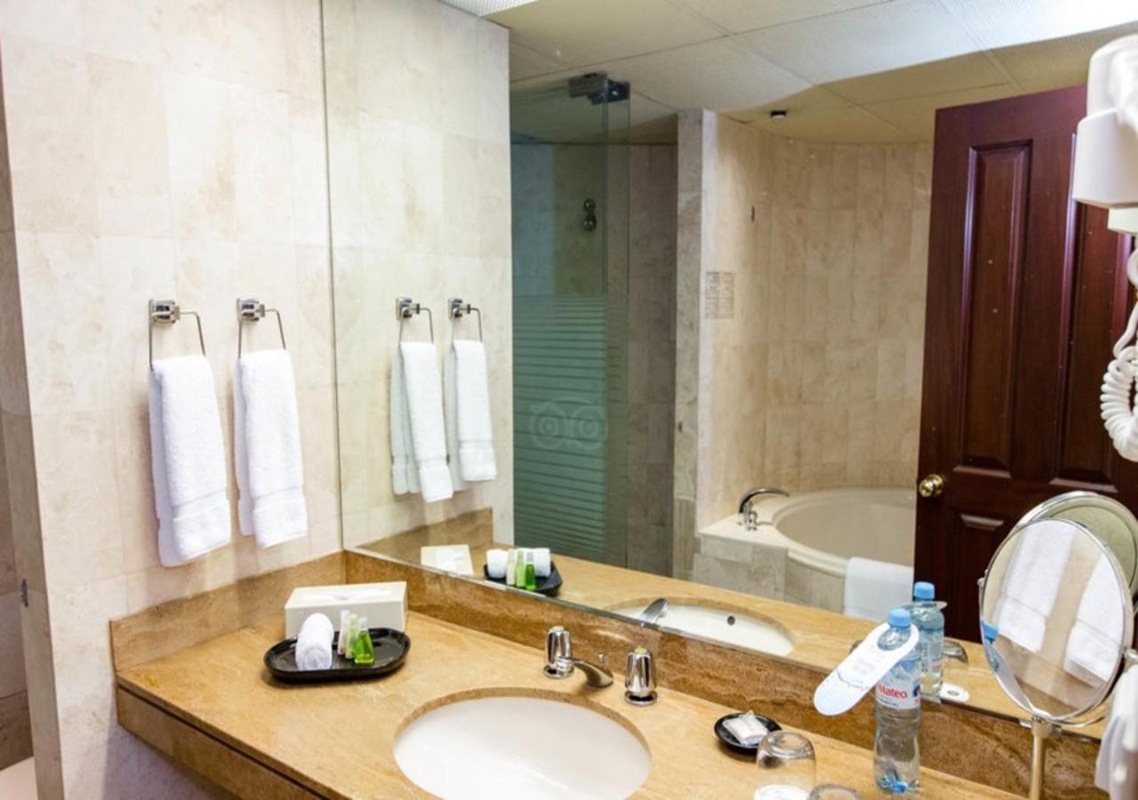 J&A Classic Hotel Lima Zewnętrze zdjęcie Bathroom