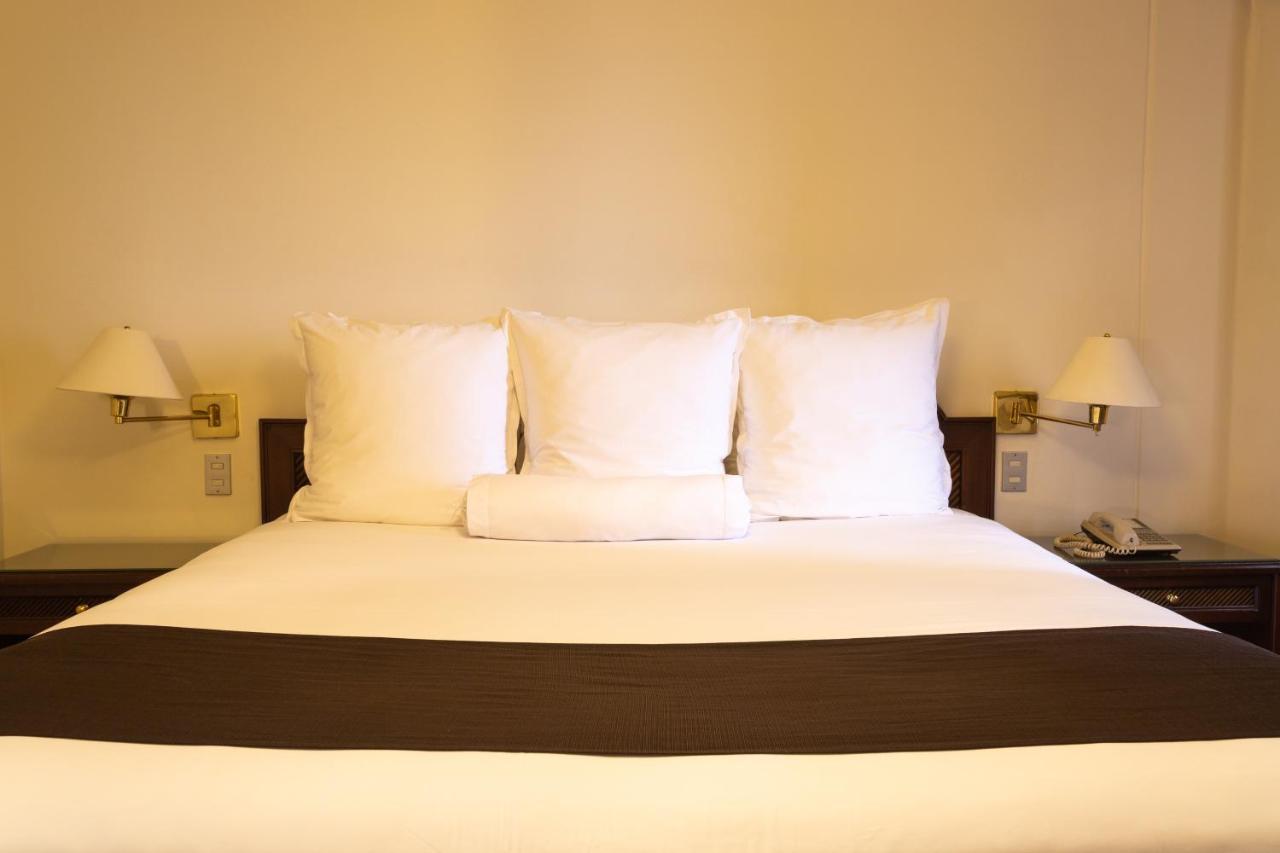 J&A Classic Hotel Lima Zewnętrze zdjęcie A bed