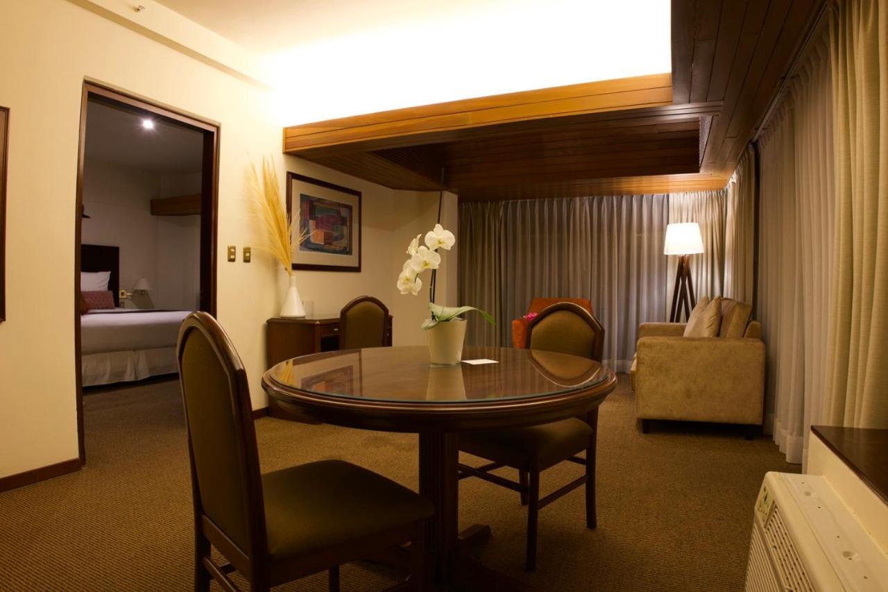 J&A Classic Hotel Lima Zewnętrze zdjęcie A suite at the hotel