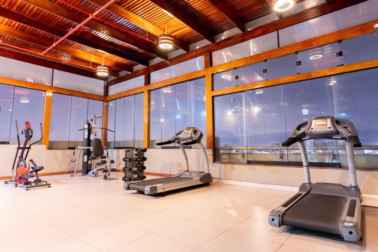J&A Classic Hotel Lima Zewnętrze zdjęcie The gym at the hotel